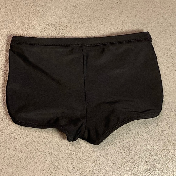 Primary swim set; shorts and rash guard - Picture 4 of 7